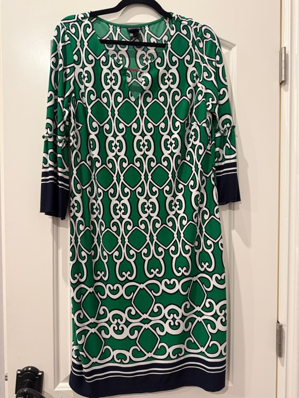 Enfocus Studio Green White Navy Geometric Long Sleeve Shift Dress - Picture 4 of 4